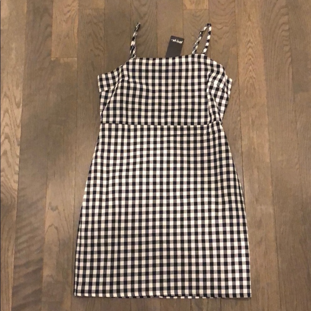 Black and white mini dress